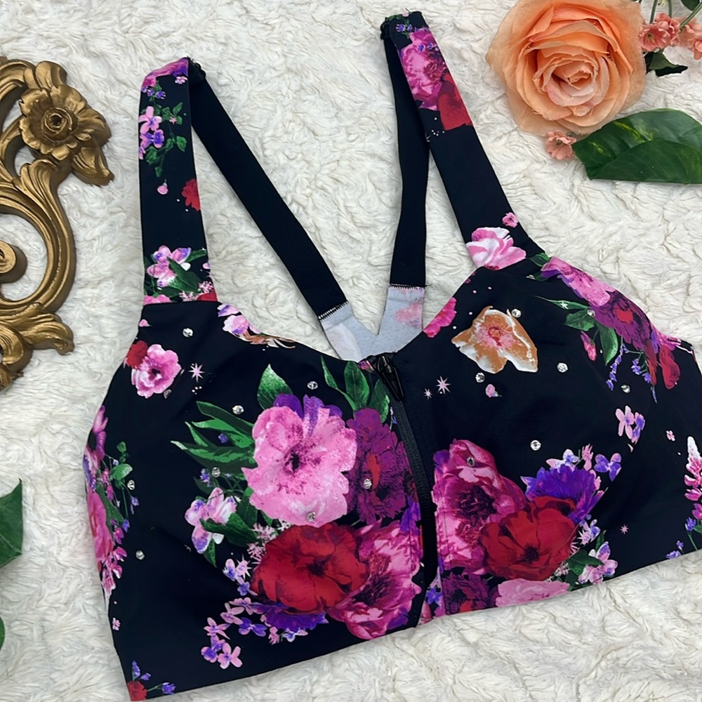 Victoria’s Secret Knock Out Sports Bra